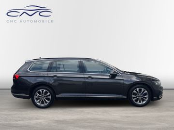 Volkswagen Passat Variant - 4