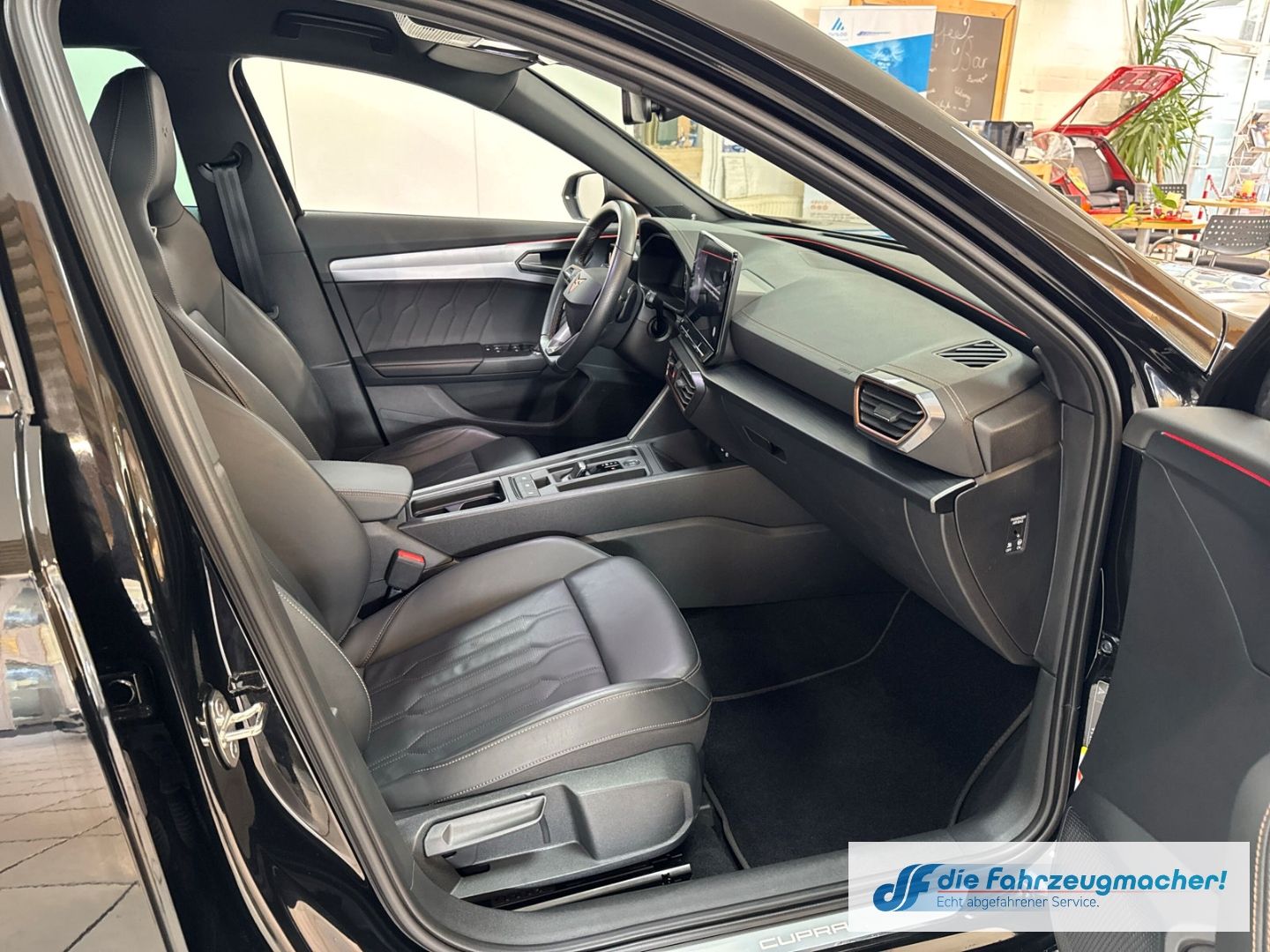 Fahrzeugabbildung CUPRA Formentor VZ5 4Drive AD Navi Leder Digitales Coc