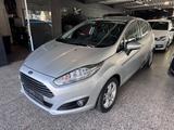 Ford Fiesta Titanium*AUTOMATIK*PDC*NAVI*ALU* - Ford Fiesta: Silber