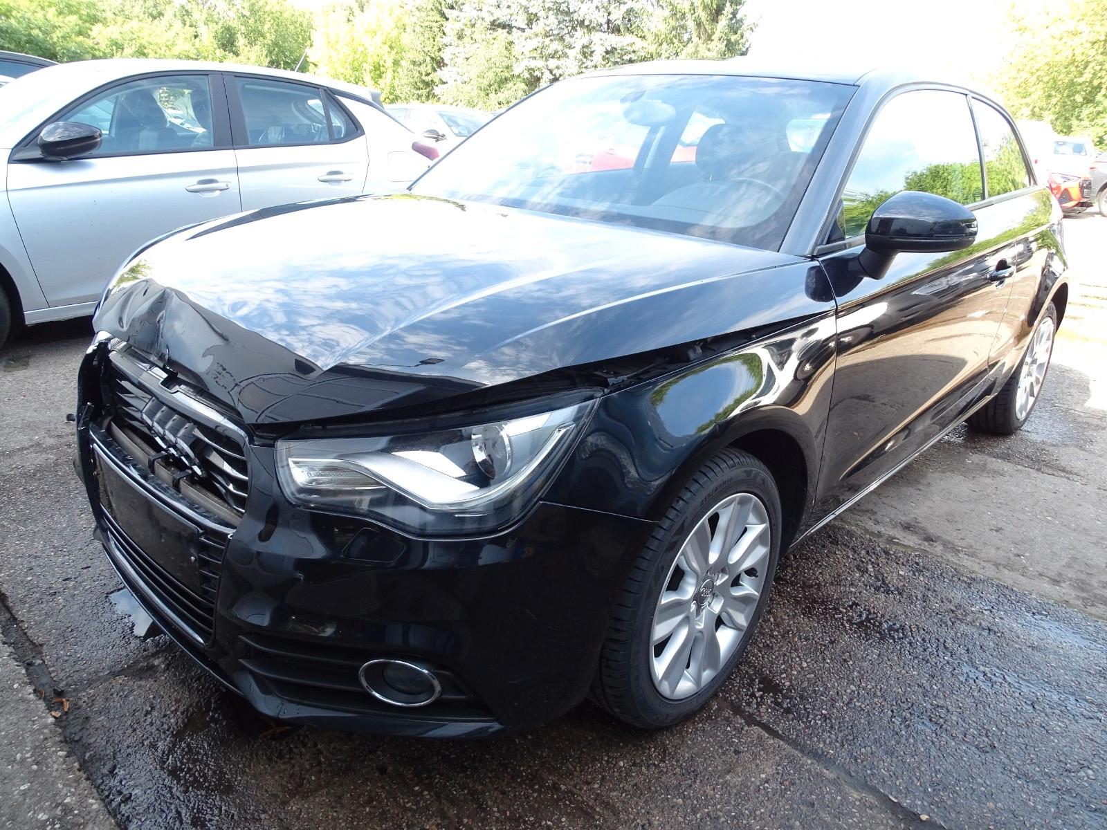 Audi A1 ambition BiXenon Navi PDC KLIMAAUTO T. LEDER