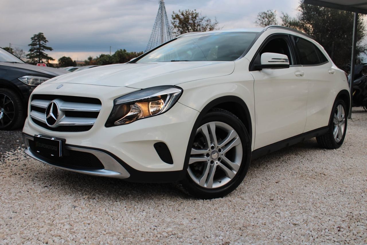 MERCEDES-BENZ Mercedes-benz GLA Tua A SOLI 228€ al mese Antici