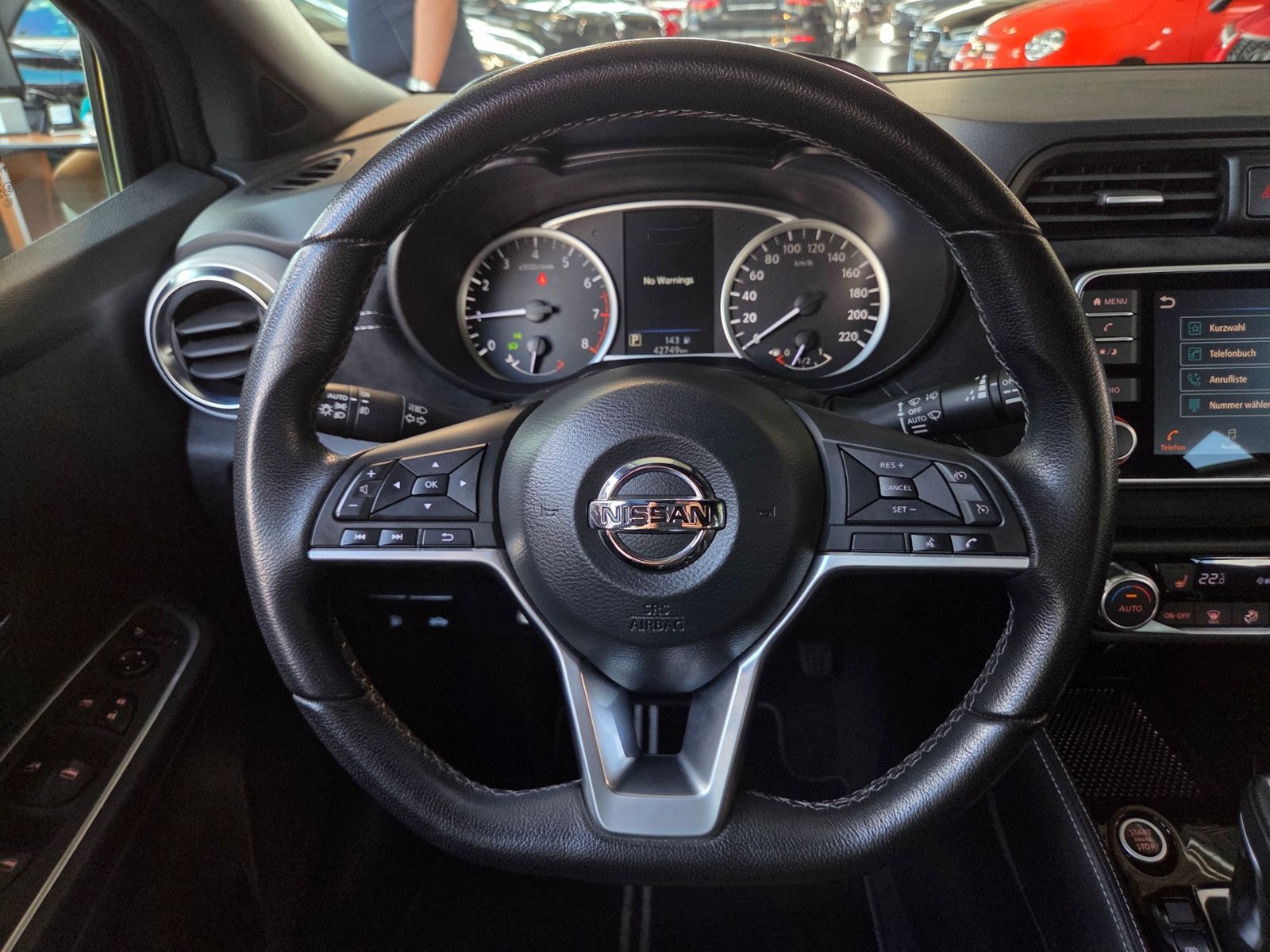 Fahrzeugabbildung Nissan Micra N-Sport Aut. BOSE KLIMA RFK SHZ ALU