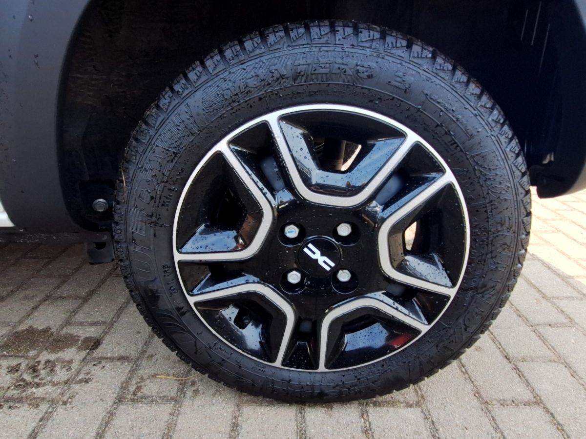 Dacia Spring - Bild 12