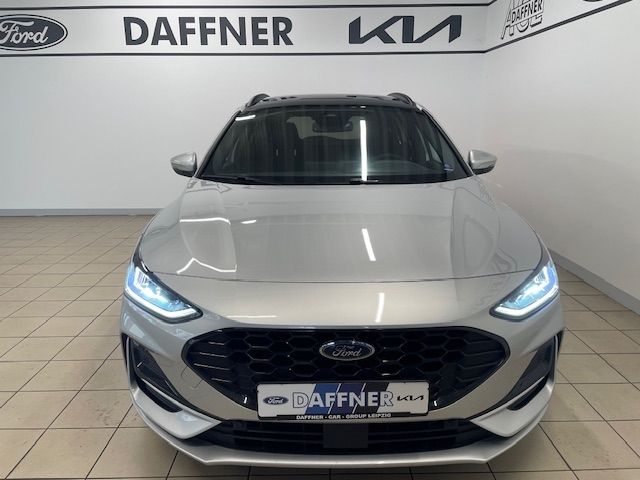 Fahrzeugabbildung Ford Focus ST-Line X LED totWinkAss Schiebedach Kamer