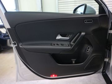 Mercedes A 180 - 9