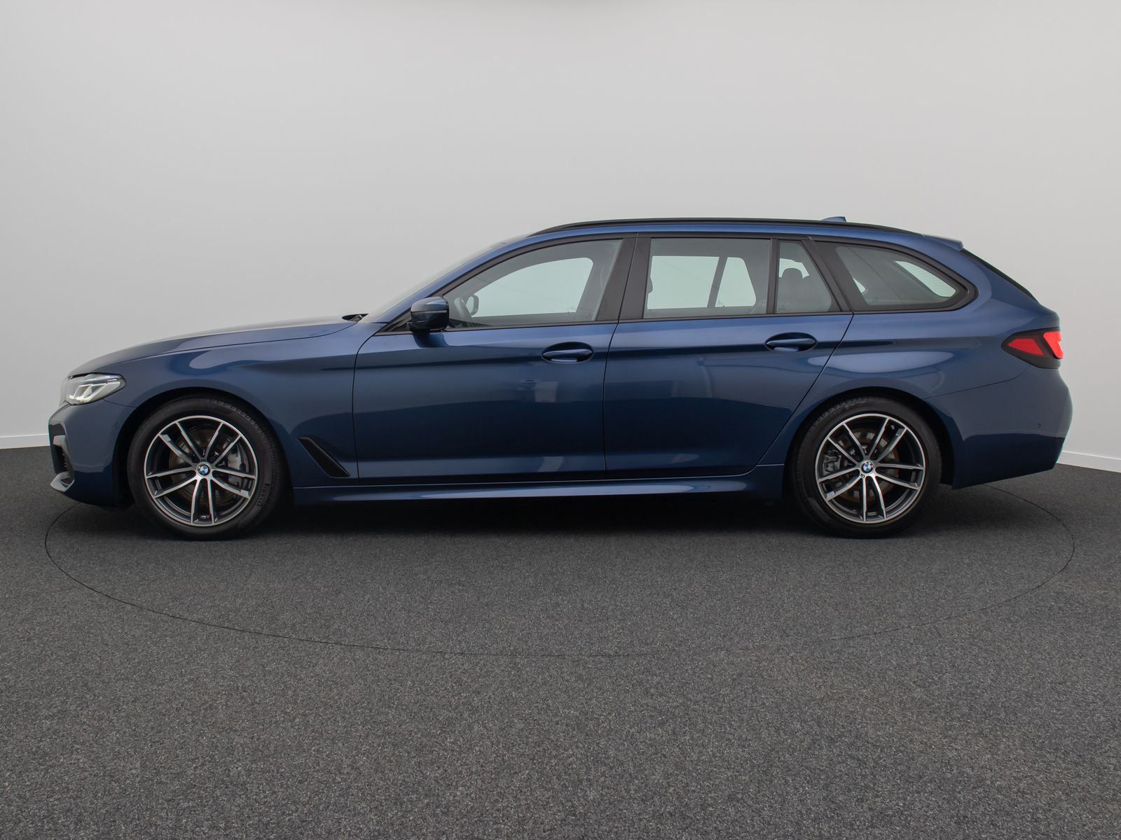 Fahrzeugabbildung BMW 540d xD M Sport ACC DAB Kamera HUD Laser Komfort