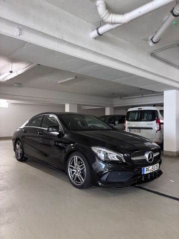 MERCEDES-BENZ CLA 180 -