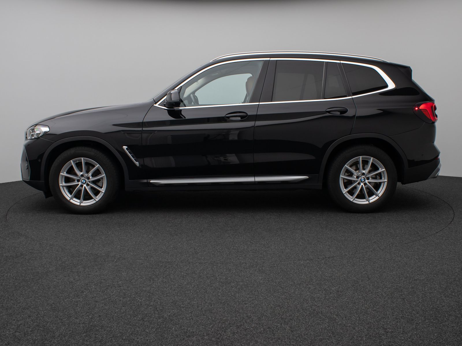 Fahrzeugabbildung BMW X3 xD20d Panoram 360°DAB HiFi Leder Sport 18Zoll