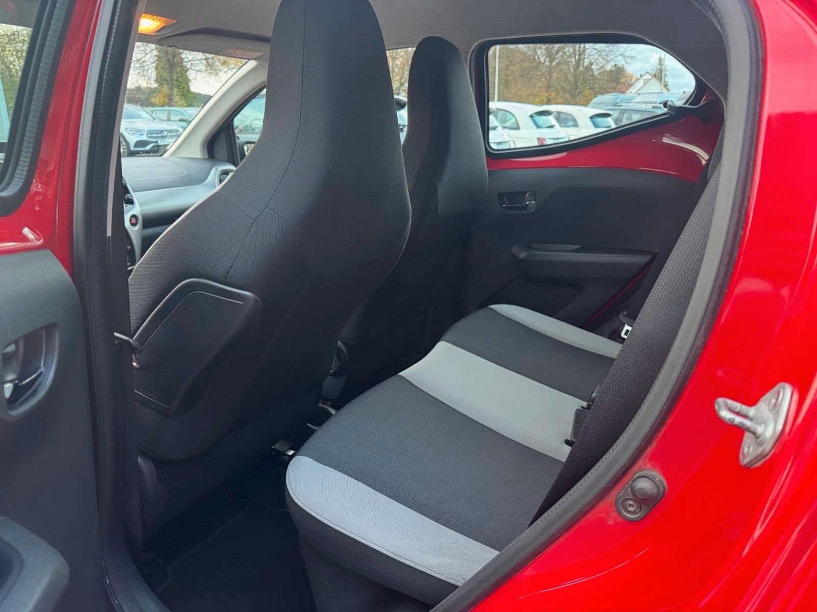 Fahrzeugabbildung Toyota Aygo x-play touch | Kamera | Radio | USB