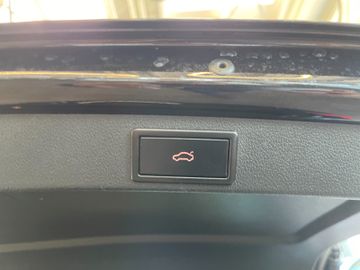 Skoda Octavia Combi RS 4x4 *PANO*NAVI*STANDHEIZUNG*AHK