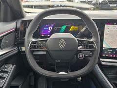 Fahrzeugabbildung Rafale Atelier Alpine E-Tech Plug-in 300 4x4 SOL