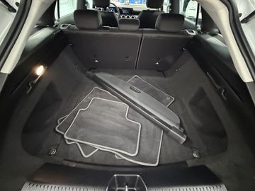 Mercedes CLA 180 Shooting Brake - 12