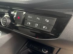 Fahrzeugabbildung Volkswagen T6.1 Transporter Multivan 4MOTION Highline-NP91
