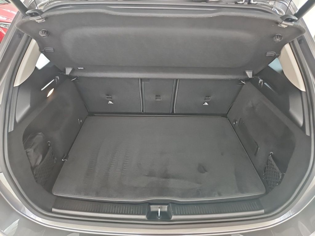 Fahrzeugabbildung Mercedes-Benz B 200 Progressive AHK Totwi. Navi LED KeyLess