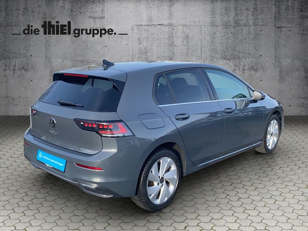 Volkswagen Golf - Bild 4