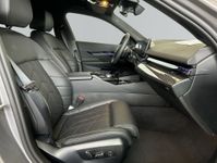 BMW 520 - Vorschau Bild 11