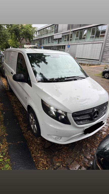 Image of Mercedes-Benz Vito