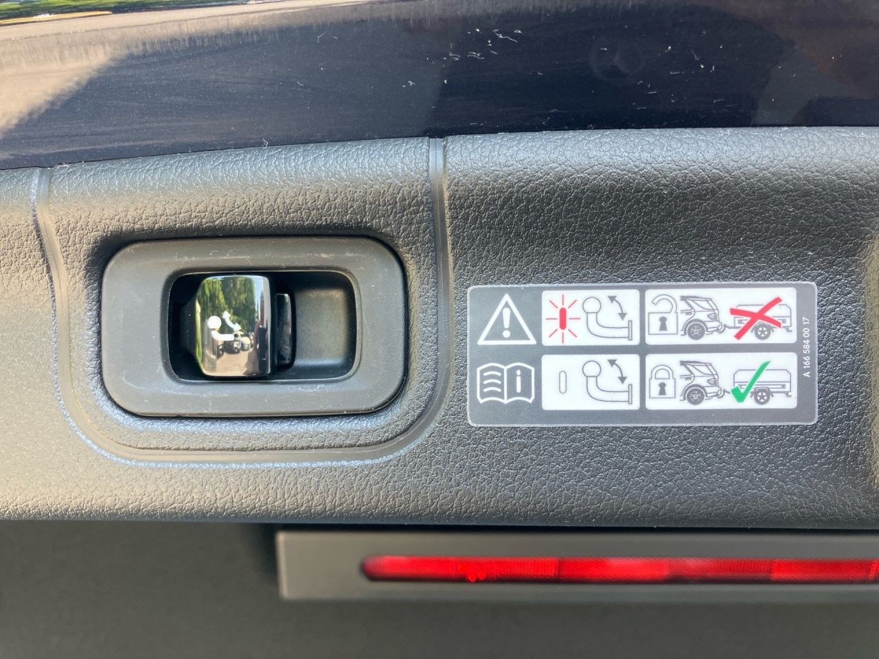 Fahrzeugabbildung Mercedes-Benz C 200 4M Avantgarde AHK+HA-Lenkung+DigLight+360°
