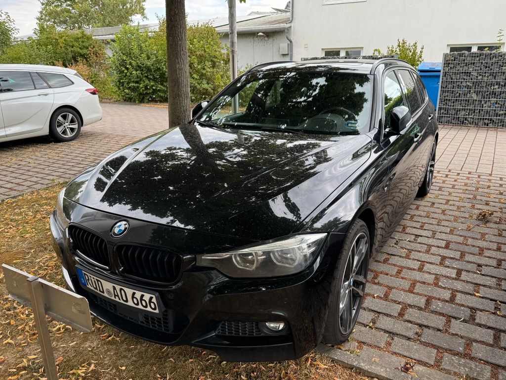 Image of BMW 330