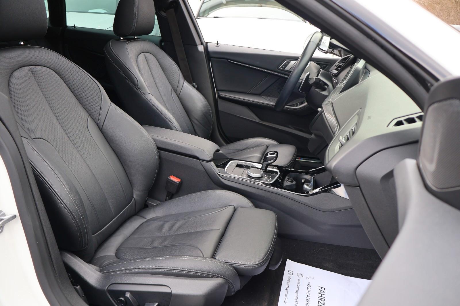 BMW M235i xDrive Gran Coupé/LED/RFK/HIFI/CARPLAY