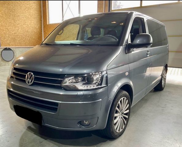 Volkswagen T5 Multivan Special Bi-Xenon*el.GD*Standhzg*AHK*