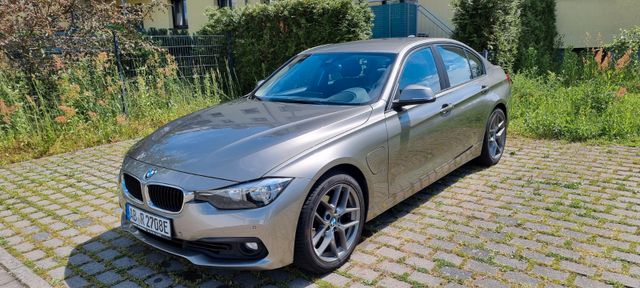 BMW 330e iPerformance Advantage F 30