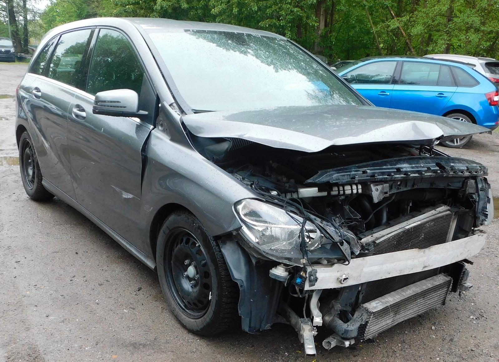 Mercedes-Benz B 180 B B 180 CDI / d