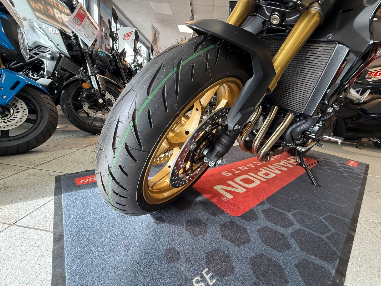 CB 1000 Hornet SP