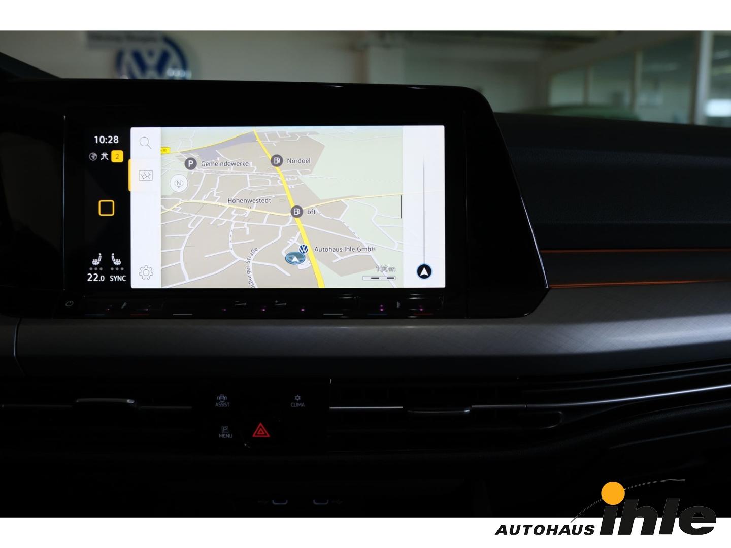 Volkswagen Golf VIII 1,5 eTSI DSG IQ-LIGHT+NAVI+R-FAHRKAMER, миниатюра 18