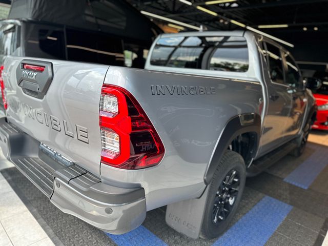 Toyota Hilux Double Cab Invincible 4×4 *SOFORT*