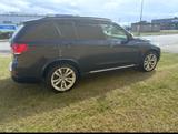 BMW X5 M50 M50d - - schwarze BMW X5 M50