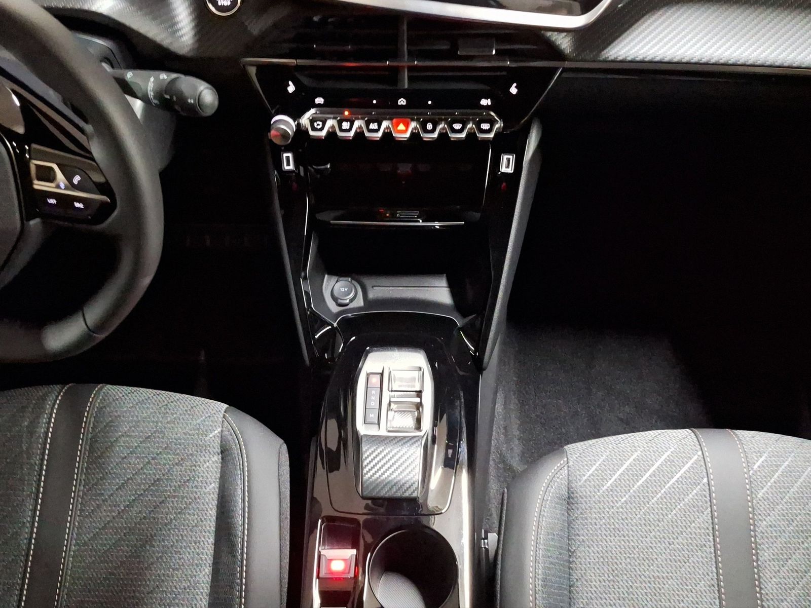 Peugeot 2008 - Bild 14