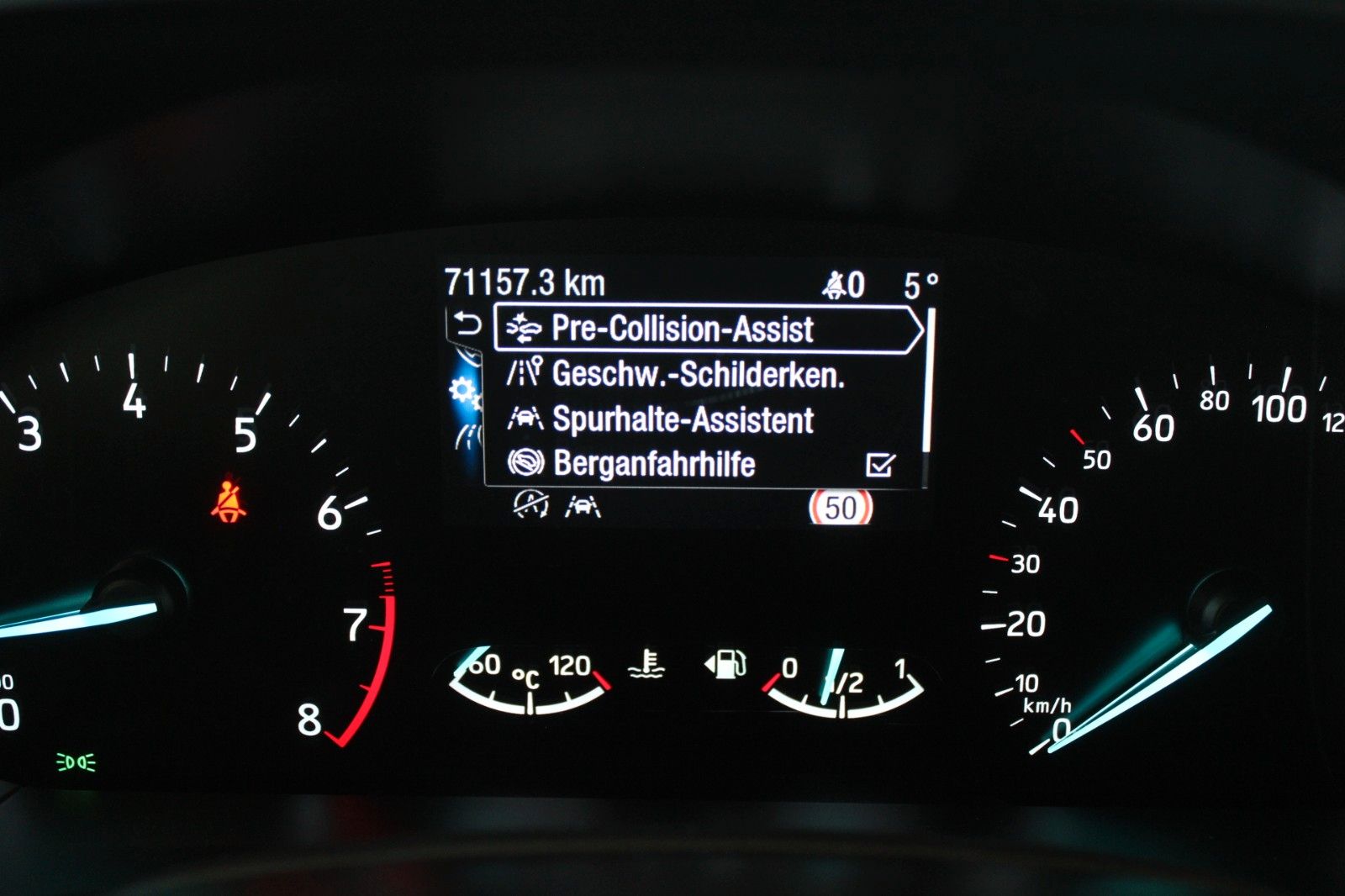 Fahrzeugabbildung Ford Focus 134kW ST-Line LED NAVI CAM WinterPaket