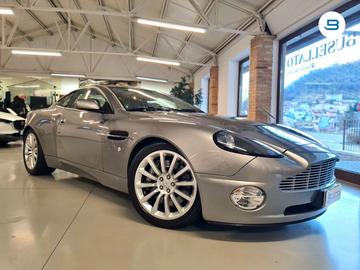 2003 Aston Martin VANQUISH 照片 1