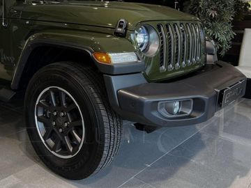 Jeep Wrangler - 9