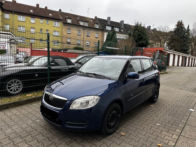 Skoda Fabia Ambiente TÜV NEU*KLIMA*AHK