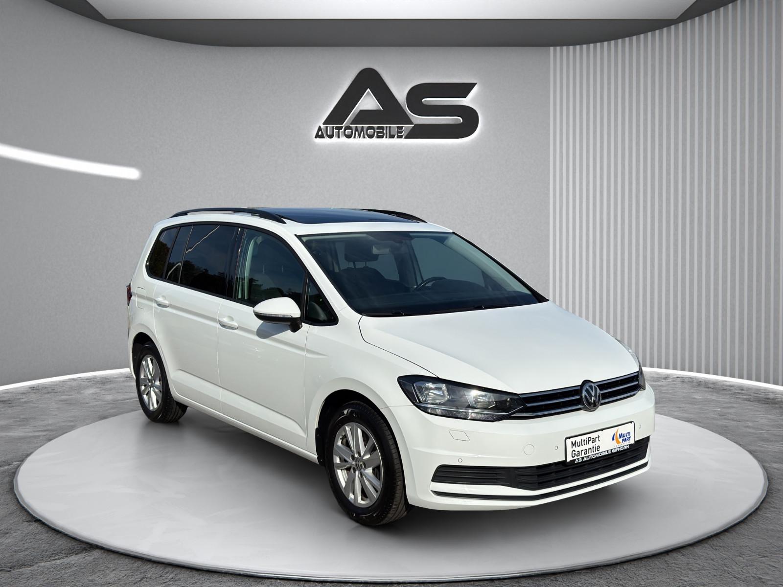 Volkswagen Touran 1.5 TSI DSG Navi Pano R.Kamera ACC