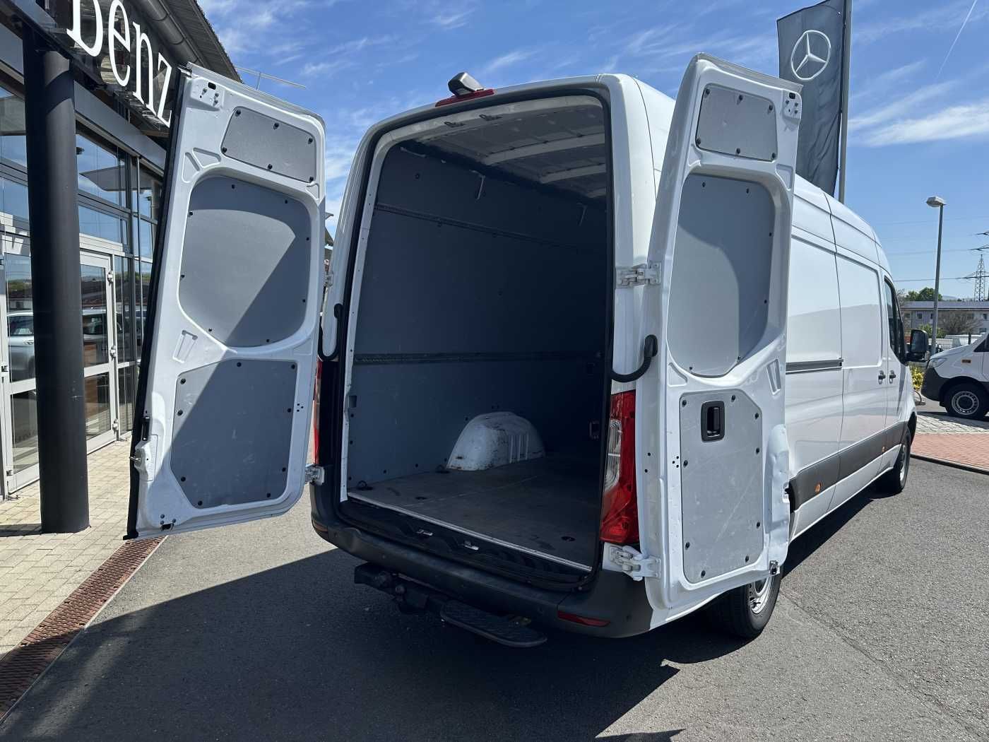 Fahrzeugabbildung Mercedes-Benz Sprinter 315 CDI 4325 9G AHK Klima 360 Standheiz