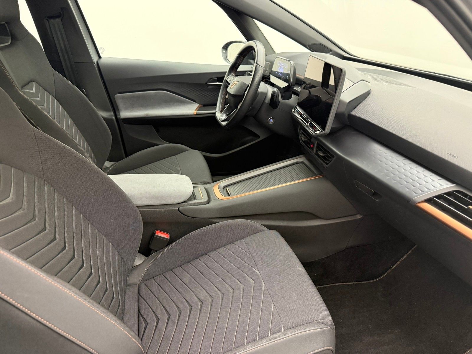 Cupra Born 231PS 60 kWh PilotNaviSitzheizung imagem 3