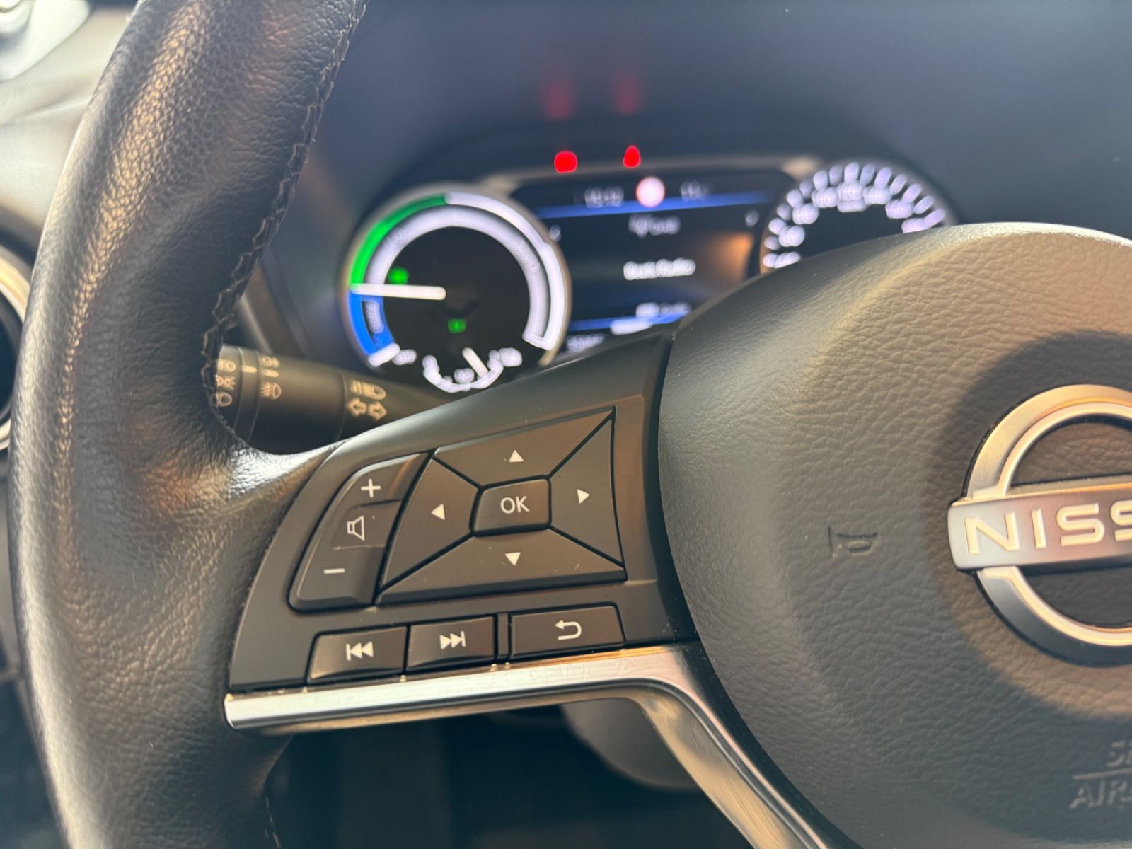 Fahrzeugabbildung Nissan Juke Hybrid N-Connecta-Klimaauto., beh.Frontsch.