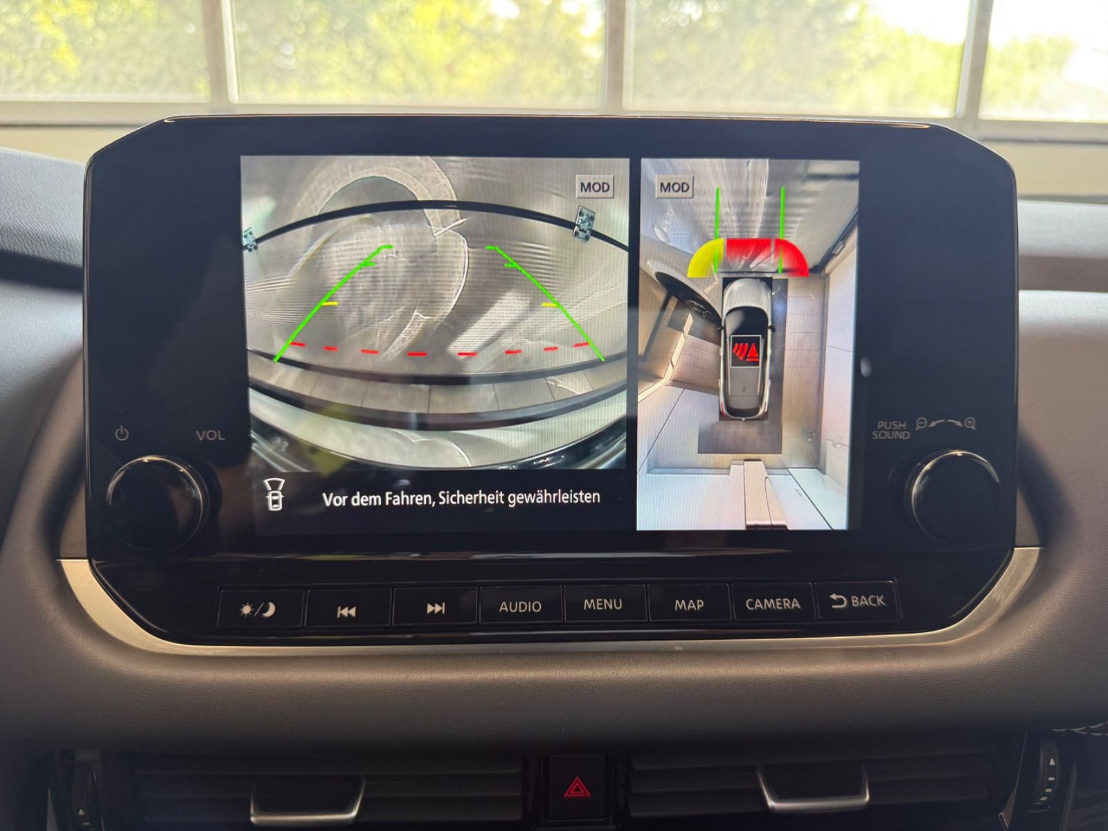 Fahrzeugabbildung Nissan Qashqai Tekna MHEV; Autom.,HUD,Teilleder,AHK