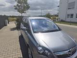 Opel Zafira 1.9 CDTI Sport 110kW Automatik Sport - Opel Zafira in Karlsruhe