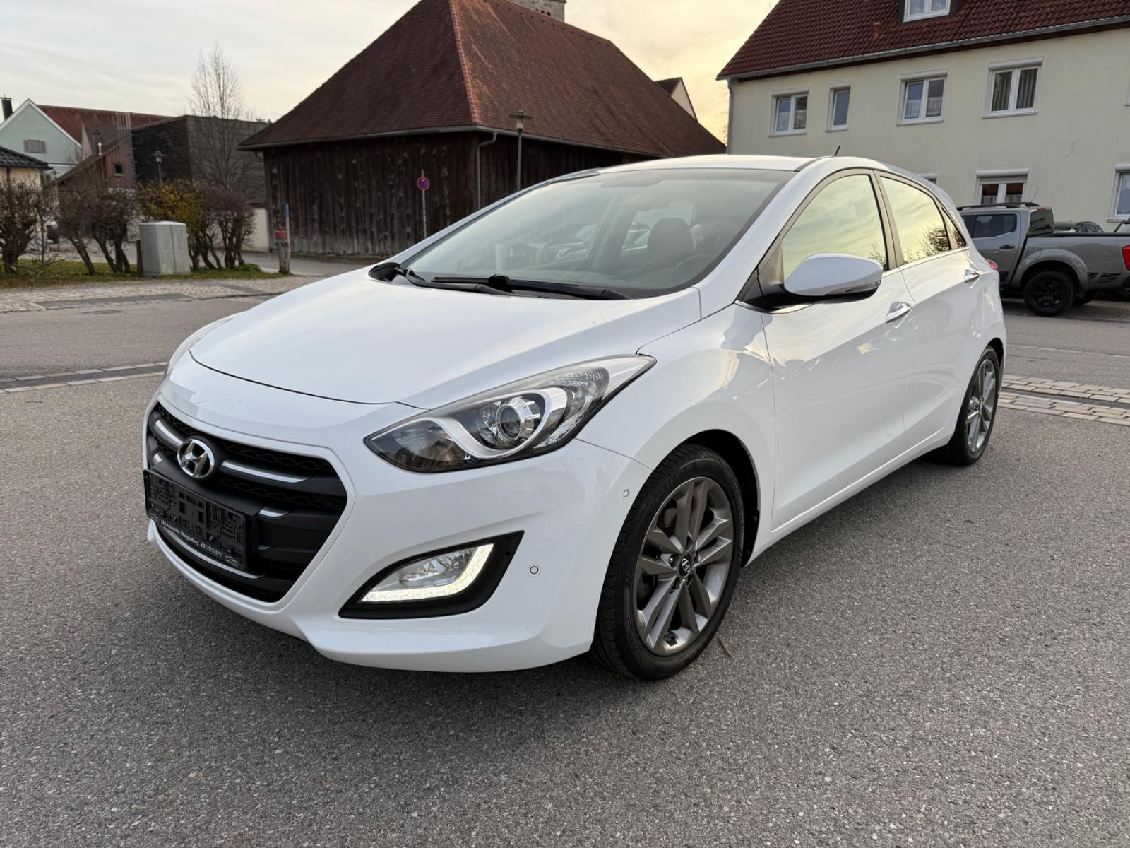Hyundai i30 blue Style