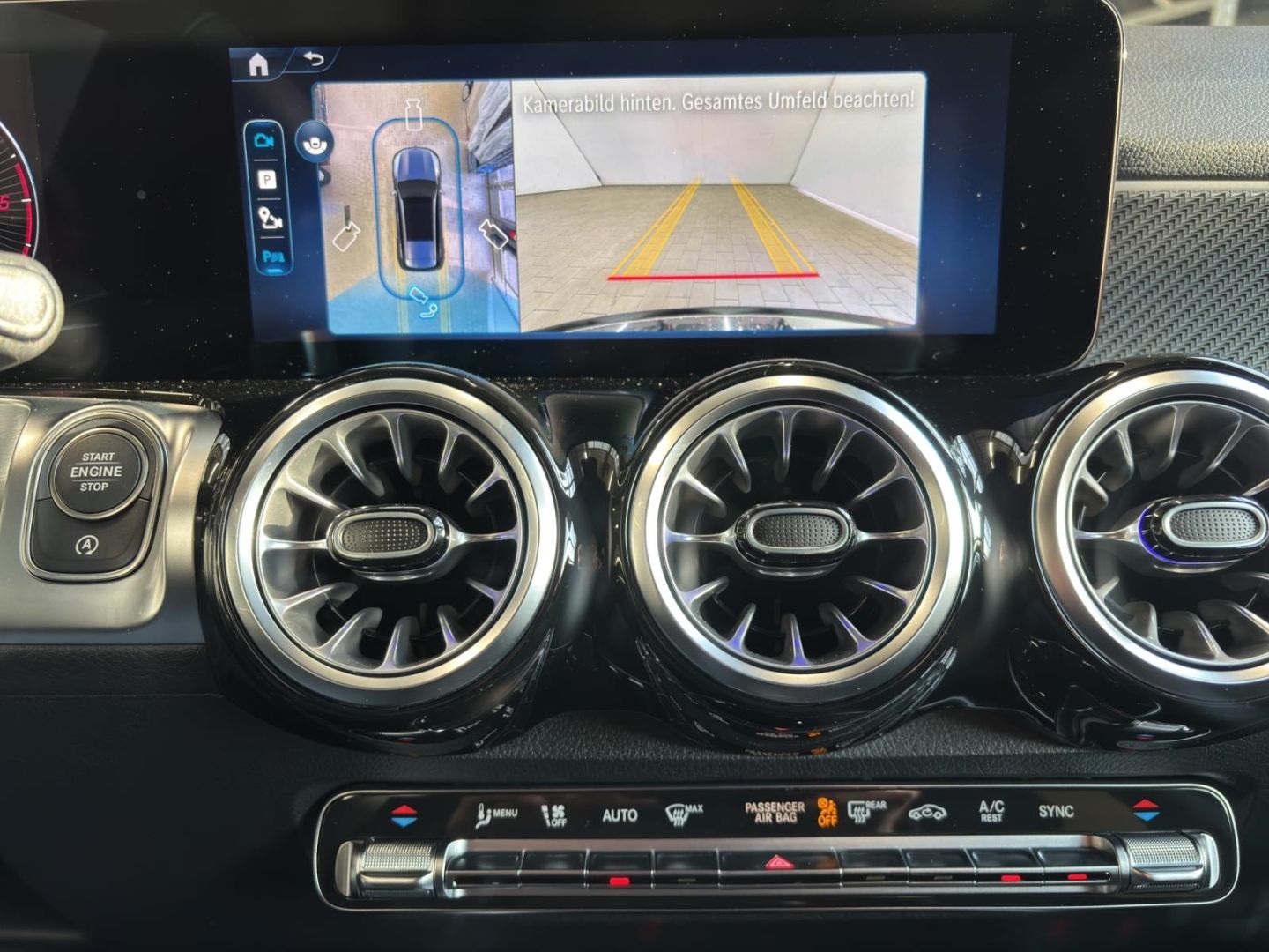 Mercedes-Benz GLB 220 d 4M AMG LINE PREMIUM AHK DIST OFFR 360° foto 19