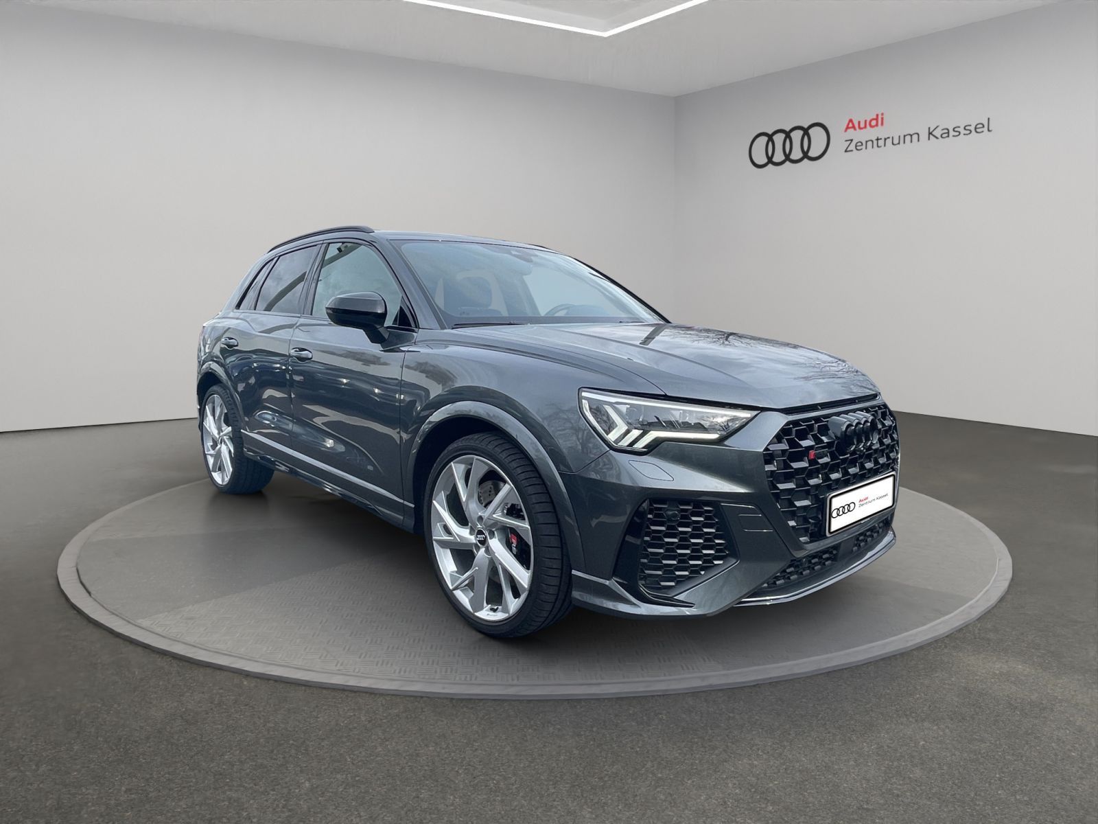 Audi RSQ3 - Bild 10