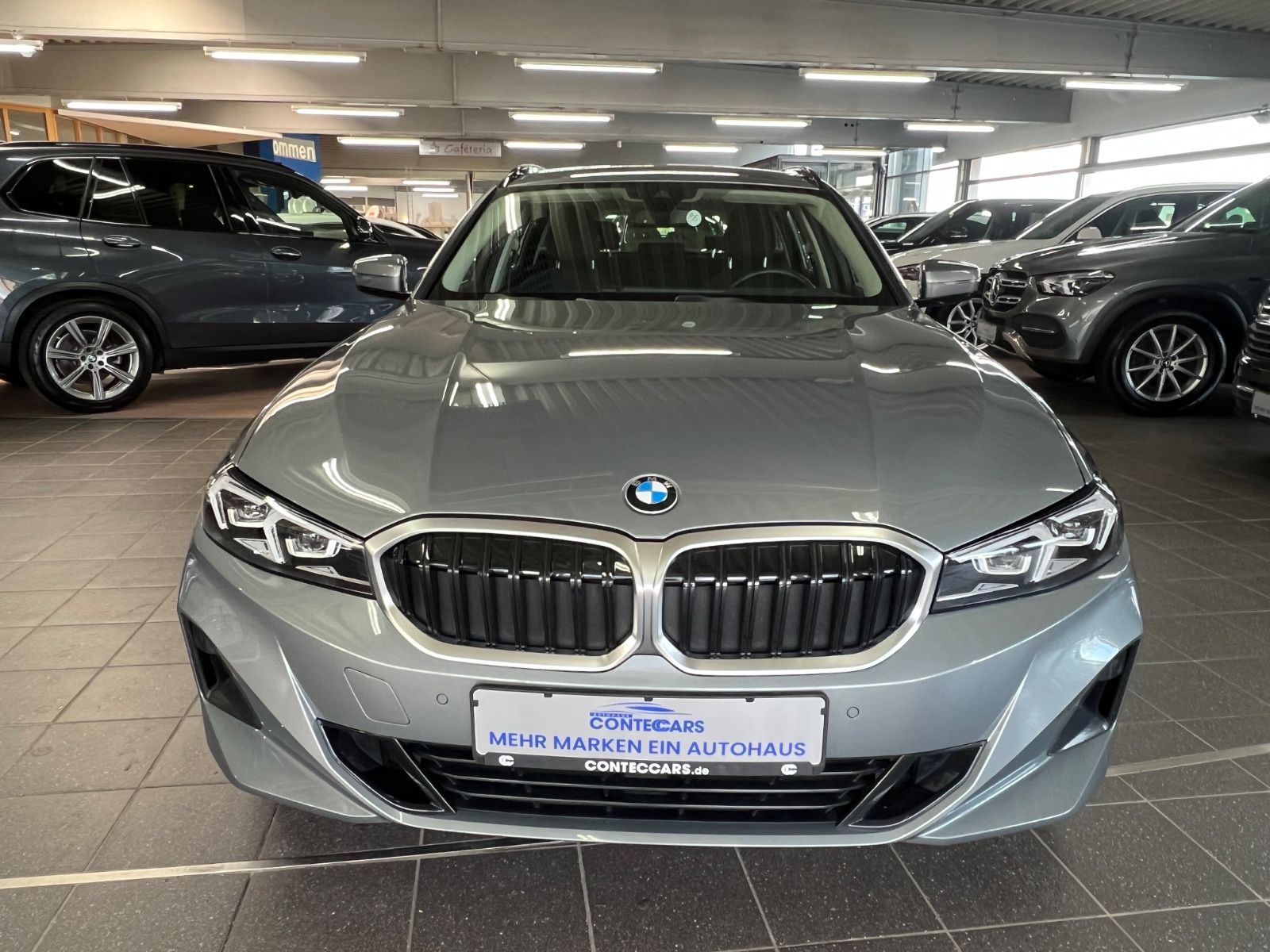 BMW 318 d Touring Driving Assistant+Curved+FACE foto 3