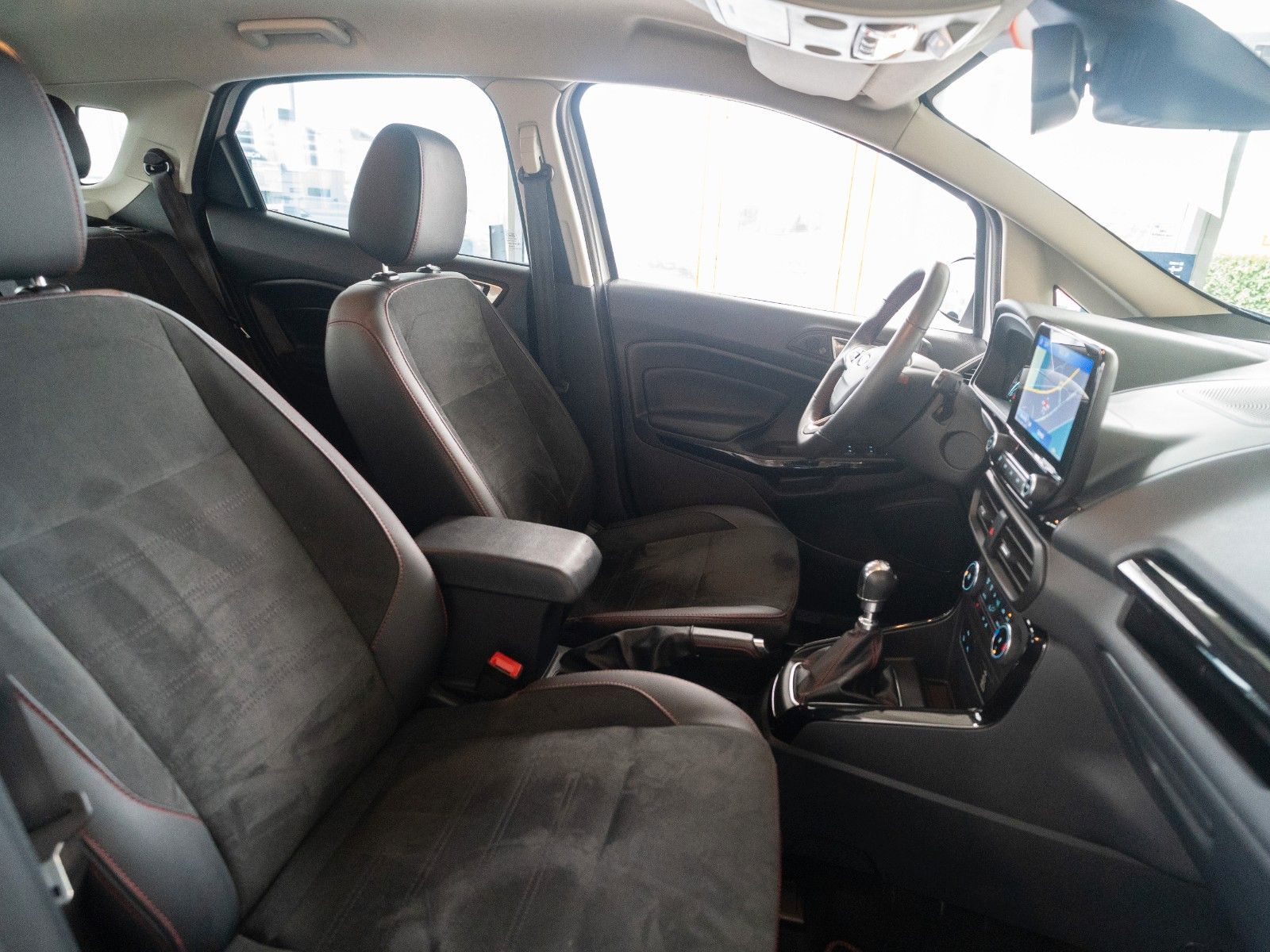 Fahrzeugabbildung Ford EcoSport ST-Line WINTER-P/KEYFREE/KAMERA/B&O