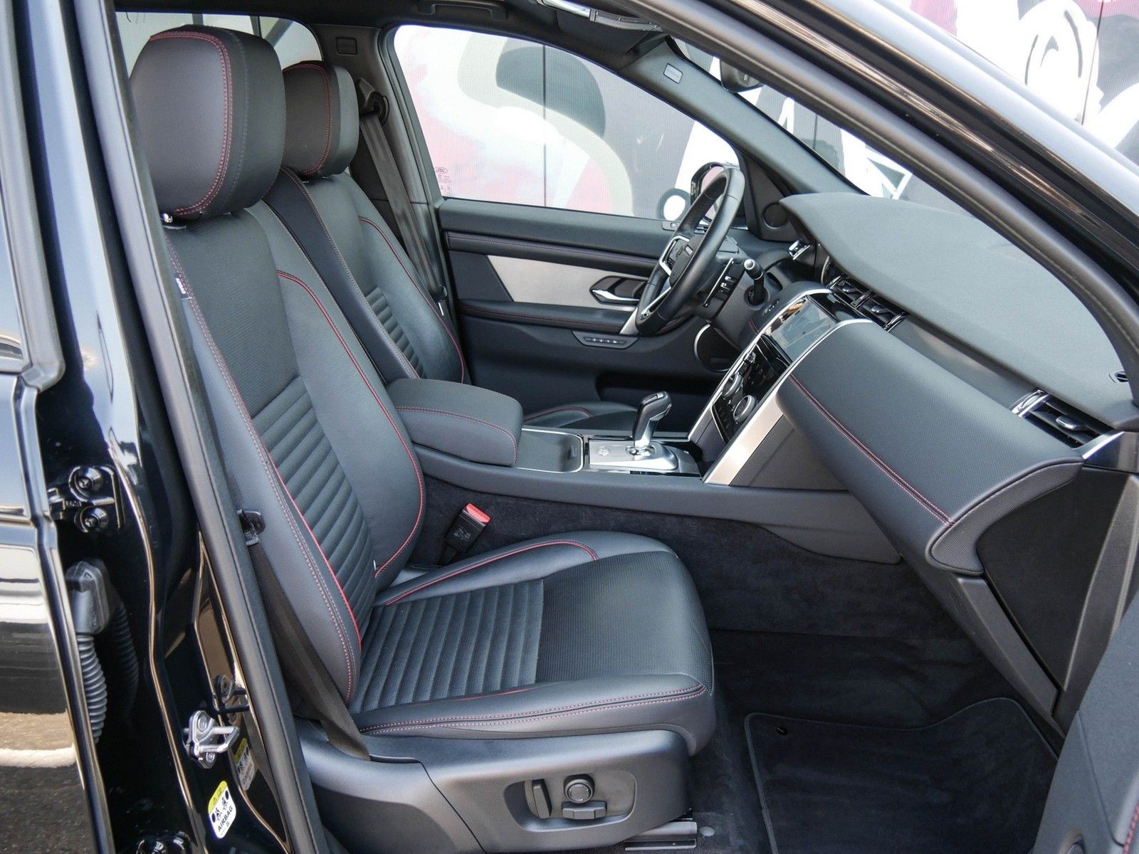 Land Rover Discovery Sport D165 R-Dynamic SE Winterpaket - imagem 3