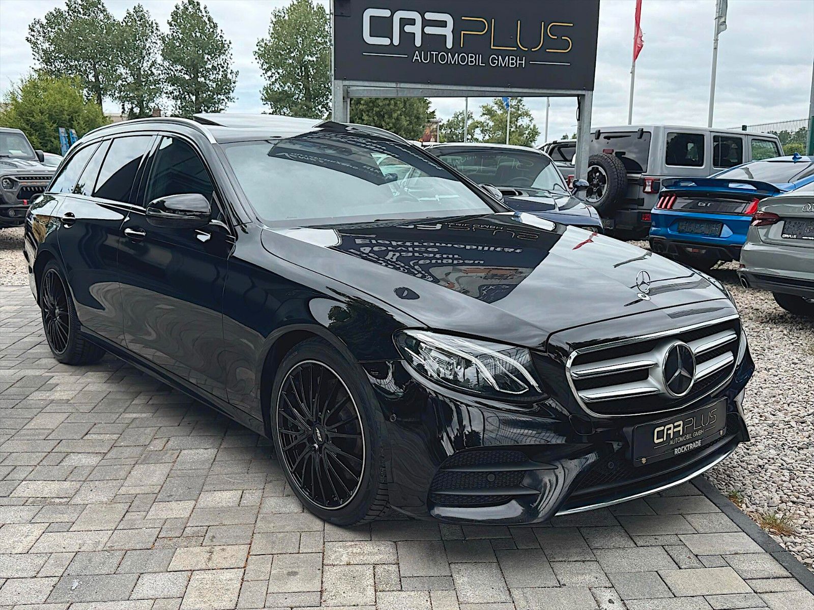 Fahrzeugabbildung Mercedes-Benz E 350d 4Matic AMG Night Paket*ACC*LED*BURMESTER*