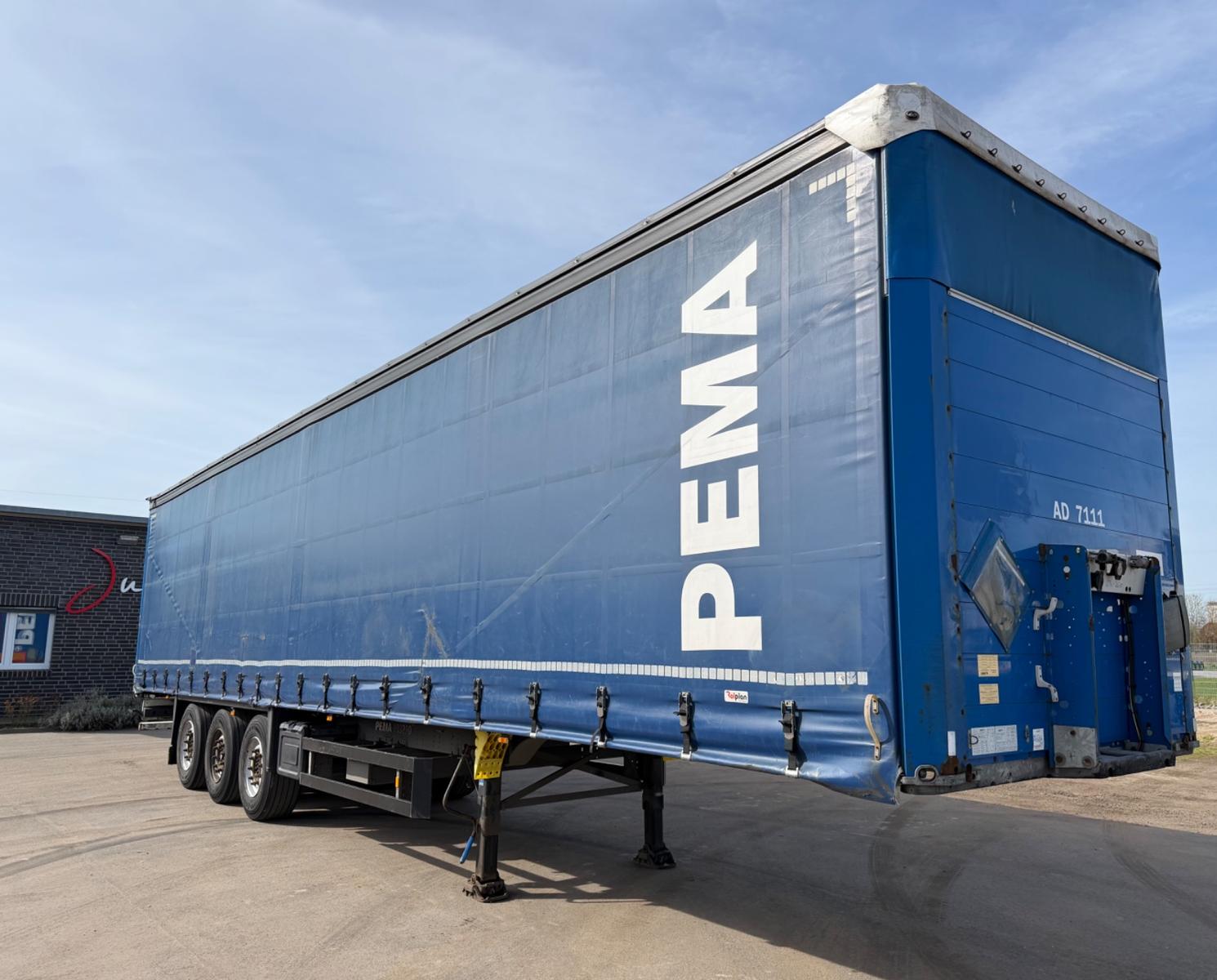 Schmitz Cargobull S01 / XL-Code / Standard / Edscha / Plane